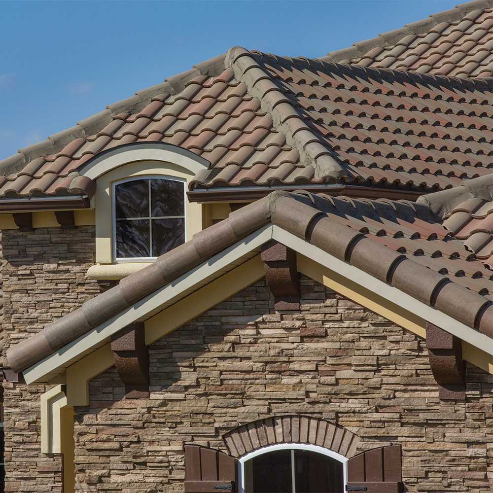 Pelican Roof SoCal Images
